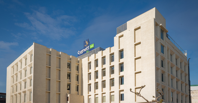 Green | Re-freshing | Wellness